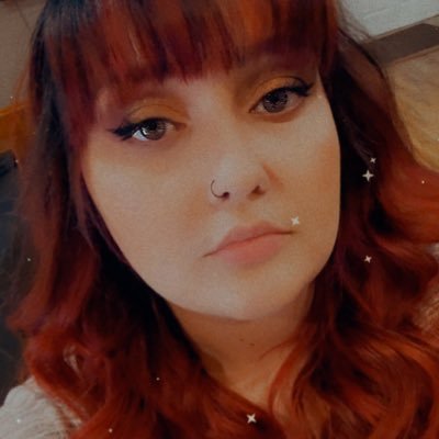 chromentraa's profile picture. 30 | Writer | INFP-T | 🎶 | 🖤💙💚 |