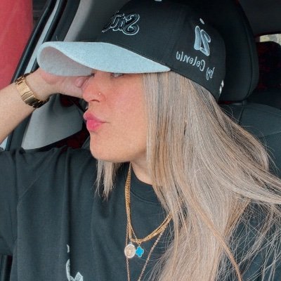 Dannielys_02's profile picture. piscis | 111 | ig: dannielysrg