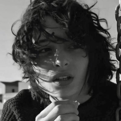 sorrowcalzz's profile picture. 🩸 she/her - i ♡ byler and jonathan byers - doomed yaoi and yuri maxxing - #MCRTAMPA - arianator - RIP @sorrowcalz - priv account: @sorrowpriv 🕷️