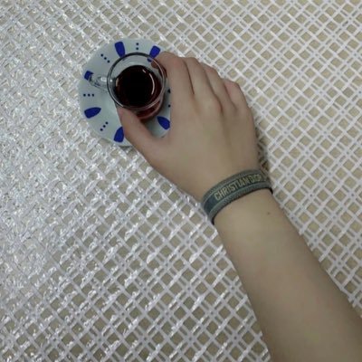 shahad_550's profile picture. عارْ على جبهتي إذا إنحنت وأنا من أمنت بأن الحياة وقفة عز ..♊