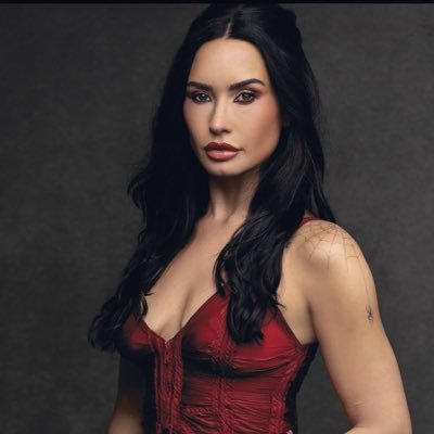 contamyy's profile picture. 