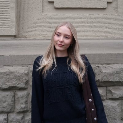 Amanda189al's profile picture. I am currently divorced and single, I love dogs and traveling, and I hope to meet a genuine and kind man to travel with.