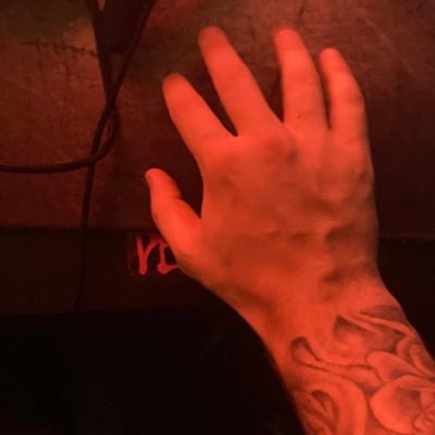 Idkwhoiamlolo's profile picture. 22he/him/ dom/ straight / 18+