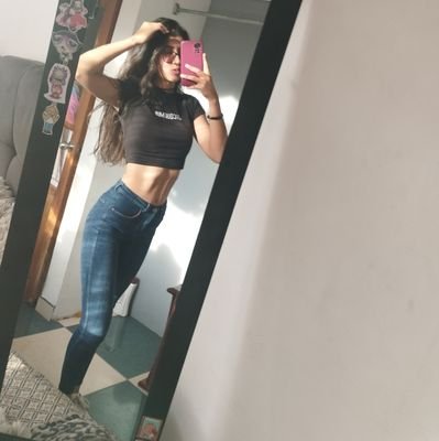 lavaleng_13's profile picture. A reír que nacimos llorando.
⚖️✨