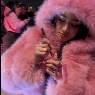 niicolunee's profile picture. 8teen :: 🌸  ..antifascista.. 「 wlw 」Tu te souviens ? – Toujours, chaque nuit je pense à nous 💌 ...