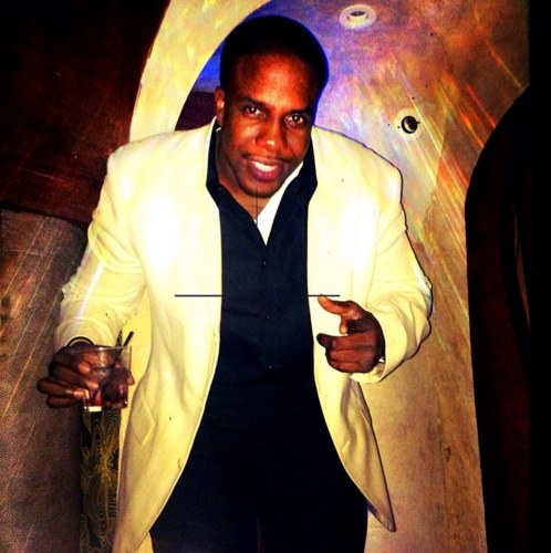 dee4real's profile picture. Mr spectacular. Something like your fantasy