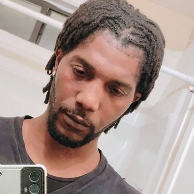 vave_____'s profile picture. 