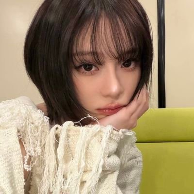 vvinterluvs's profile picture. the holy trinity: minjeong, winter, minsik