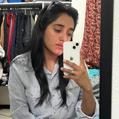 Rosmarsalomon's profile picture. Hay dos cosas infinitas: el universo y la estupidez humana. Y del universo no estoy seguro. Albert einstein