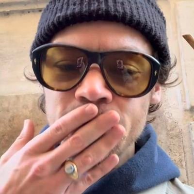 jjustmeeandyou's profile picture. 💋