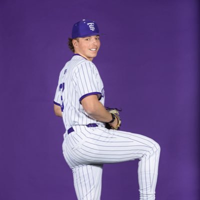 Bowe2Warren's profile picture. St. Thomas Basbeall