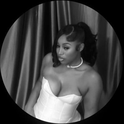 lalakeepinit100's profile picture. IG somuchlala_