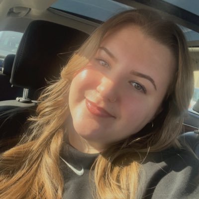 rileeeyparker's profile picture. ♏️ 25 | on my empty mind shit