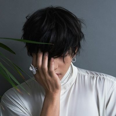 thvtetes's profile picture. 