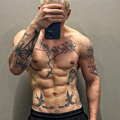 TattedboyDwerk's profile picture. Tattedboys Dwerk account 🤫❤️    More of me here 👇🏻👇🏻👇🏻