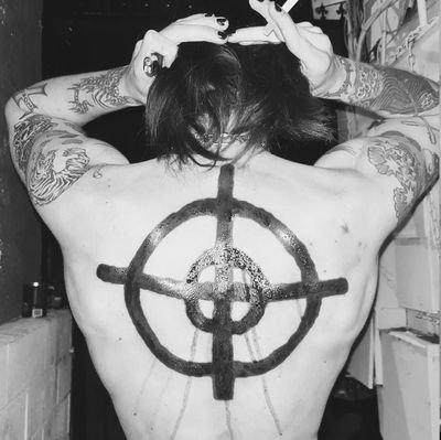 baddsire4's profile picture. oh to be in love