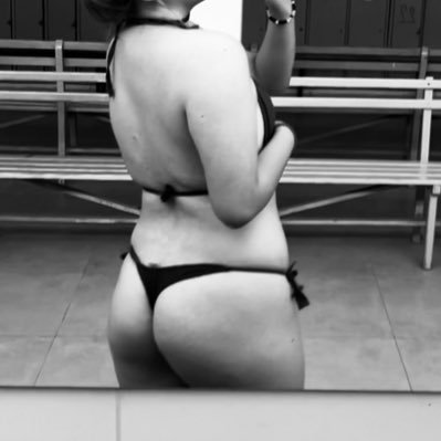 queseyo208124's profile picture. Yes I’m the girl of the photo, this is my second account lol. 🤍 16