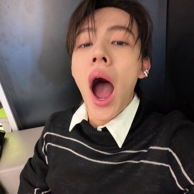 issaessi's profile picture. no seventeen, no life. #COERful