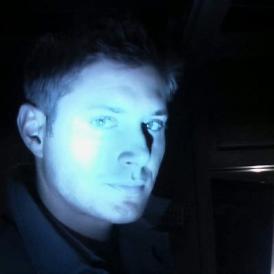 Ylon880416's profile picture. 