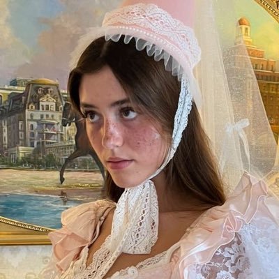 janyilee's profile picture. madamdongaholic