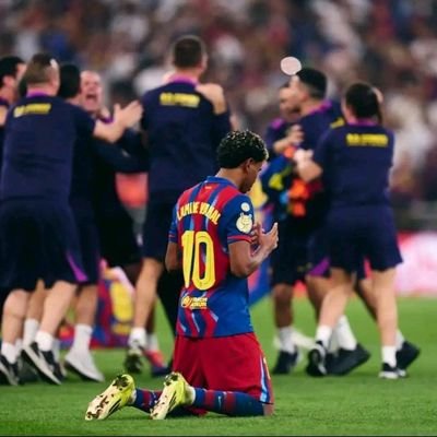 joakinhofn's profile picture. fortnite player 🇺🇾
15y
juego en una PS4 de mierda , necesito pc urgente