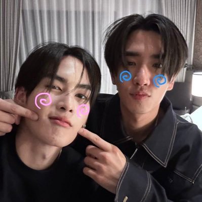 wolfkyvn's profile picture. ☀️ 𝐌𝐮𝐥𝐭𝐢𝐟𝐚𝐧𝐝𝐨𝐦