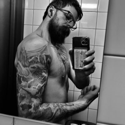 lockedguys's profile picture. I’m just a penis that wants to be used. I also write porn stories on my free time. Check my books here: