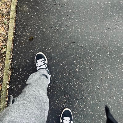 louorns's profile picture. 