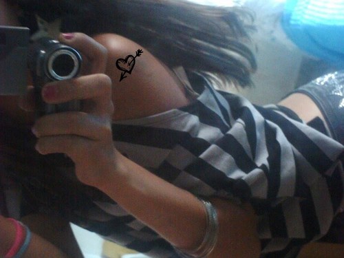 meu nome e beatriz martins gosto muito do justin porque ele e muito famoso e bonito bijos.e eu sou são paulina de coração!!*