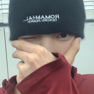 ennnfliesz's profile picture. જ⁀➴ "My life without #박동규 is a misery” ⋆ isfp⁵ ⋆