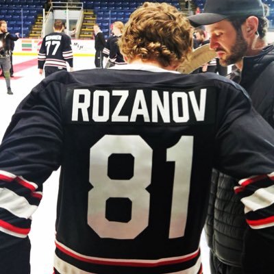 myggukj's profile picture. eu e o bang chan lendo michel foucault. 𝒉𝒐𝒍𝒍𝒂𝒏𝒐𝒗.