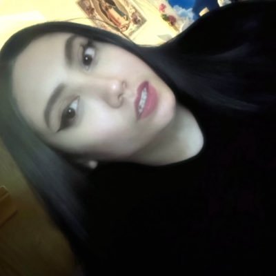 fbgandrea's profile picture. we’re the ones who live. 25 // 2013// gamer.