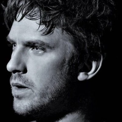 JoeyVanHelsing's profile picture. Son of Abraham Van Helsing. Father and Vampire Hunter

#Vamps #VanHelsing #HorrorRp | Wife @StacyTheVampire