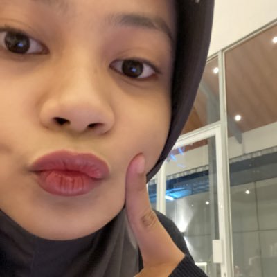 sssukadimsum's profile picture. she/her || hey there!