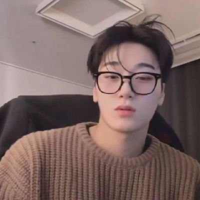 scorpiozzn's profile picture. If you can't live longer, live deeper. #TXT #ATEEZ