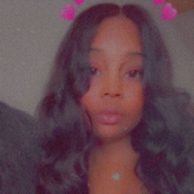 piink_whitney's profile picture. 