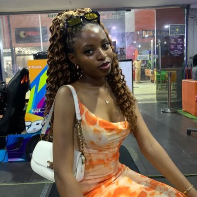 Winniedepo's profile picture. Nail tech 💅🏽- TikTok: @cupid_nails / She's got glitter for skin, a radiant beam in her eyes ✨