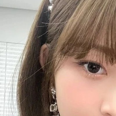 clutdch's profile picture. ⋆₊. lovingly packed݂۫ with care, crafted by gentle hands