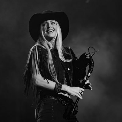 alliwalker's profile picture. COUNTRY ROCK • #BRACOUNTRY • Yeah… I’m that girl who plays electric bagpipes • NASHVILLE