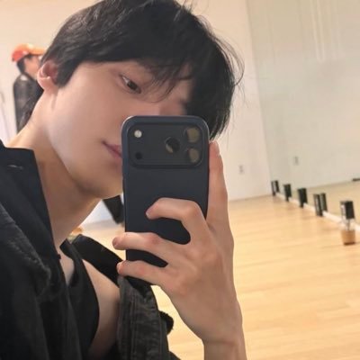 yunhwazilla's profile picture. hotteokpyeongie (greedy) ☆ rcbyf ☆ @butthurtsss aka loml
