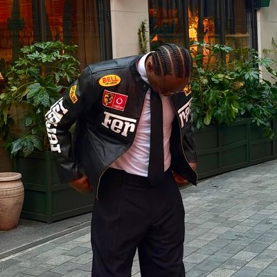 MaverickHndrxx's profile picture. RRD💫 BLT 💫 AW💫 Creative Content Lead  AStudioByMaverick@gmail.com⠀⠀ ⠀ ⠀ ⠀ ⠀ ⠀ ⠀ ⠀