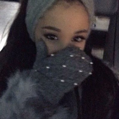 uplindas's profile picture. something like a daydream ♡