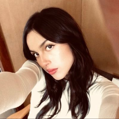 urreasweat's profile picture. 