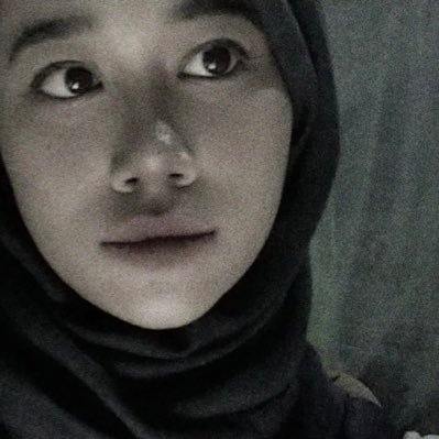 szno0w's profile picture. arsip dari hal-hal yang tidak pernah sampai ke tujuan📜