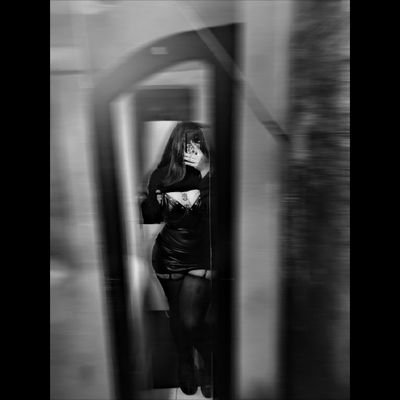 Salvame_25's profile picture. 