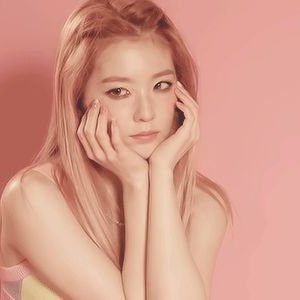 ________livy's profile picture. 