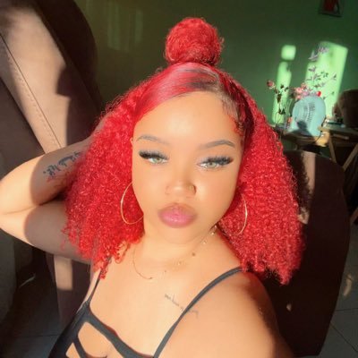 uhliiyahh's profile picture. strawberry shortcake 🍓