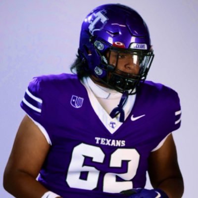 nicogreen23's profile picture. ‘ephesians 2:18’ 6’5 315 Grad Transfer OL #jucoproduct @tvccfootball @cedarparkfb 2X Conference Champ