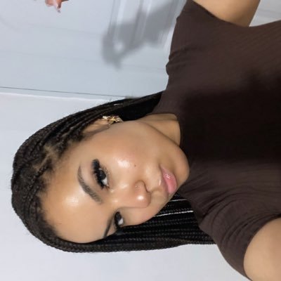 iammjenni's profile picture. PYT.