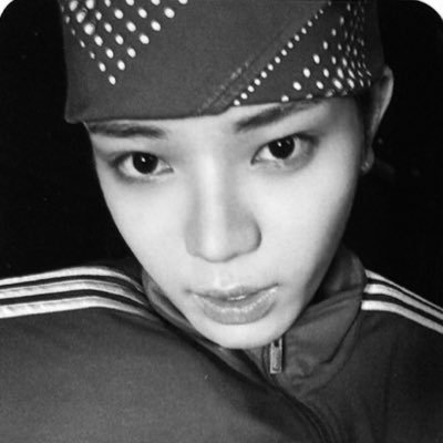 zoaxv's profile picture. for — exo enhypen cortis lngshot !